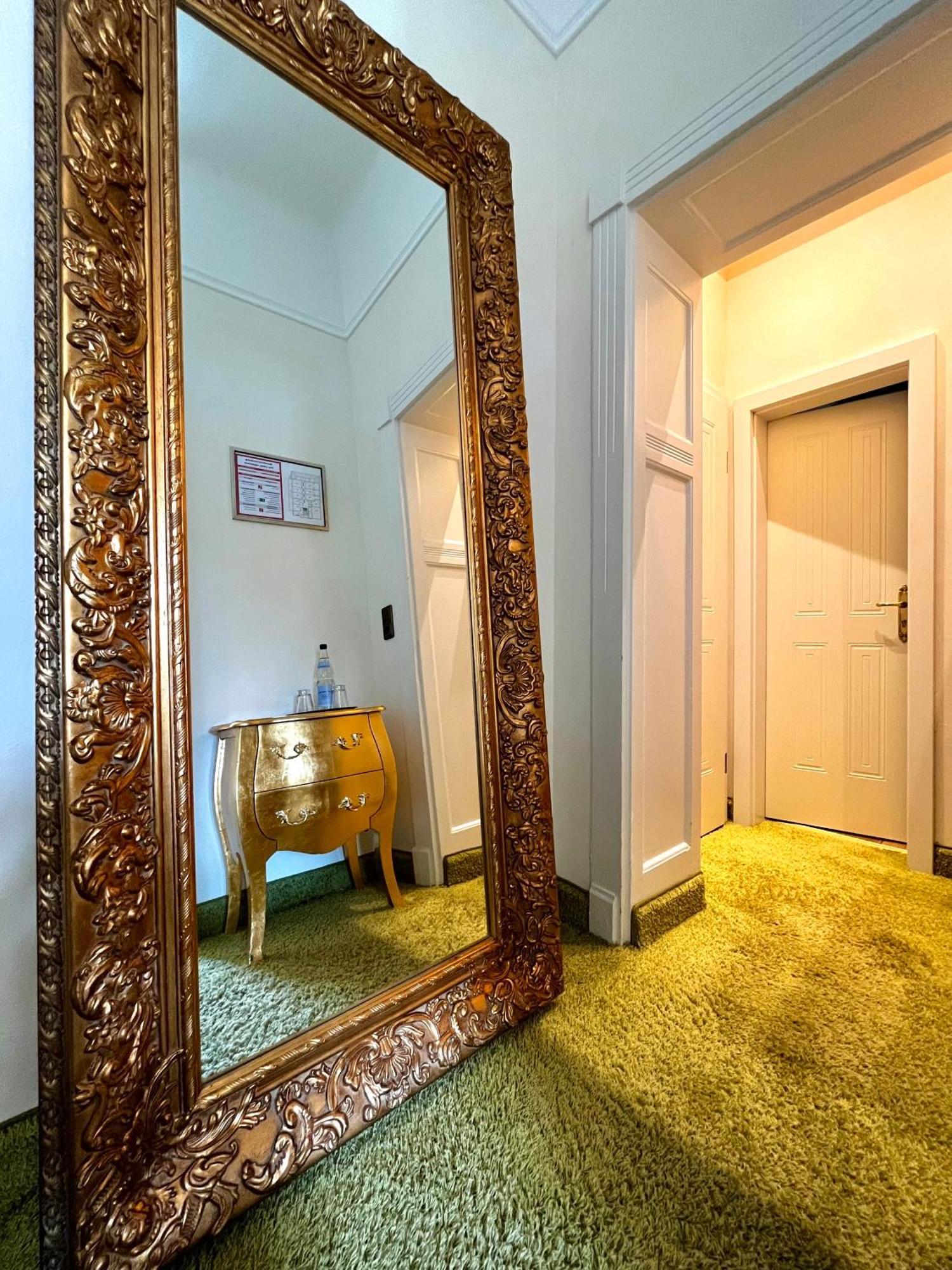 Park Villa Zentral Am Mittelrhein - Zimmer & Apartments Boppard Zewnętrze zdjęcie